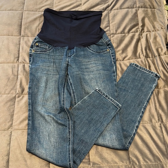 Maternity Jeans - Picture 2 of 4